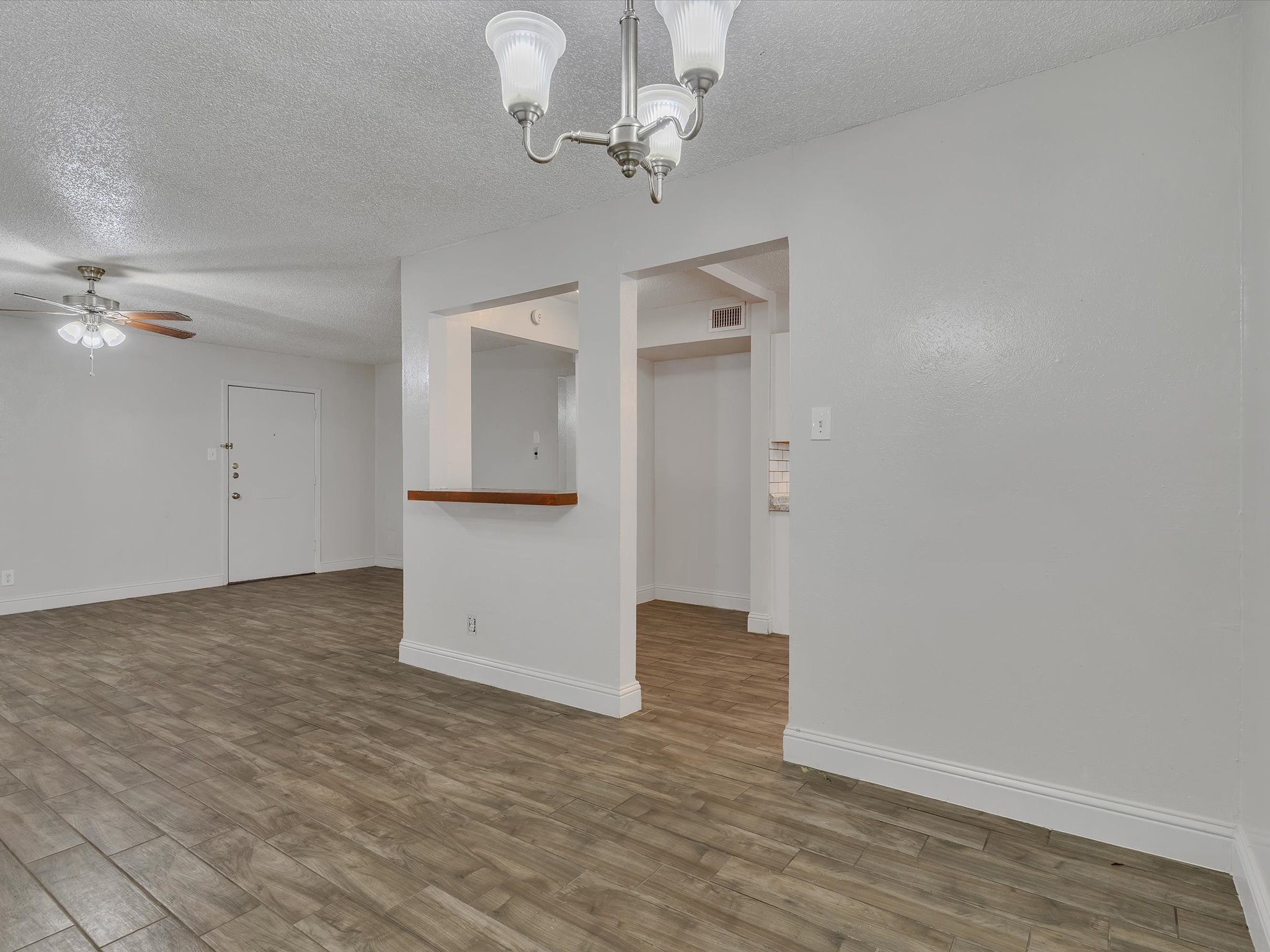 5053 Ridglea Lane Fort Worth TX 76116
