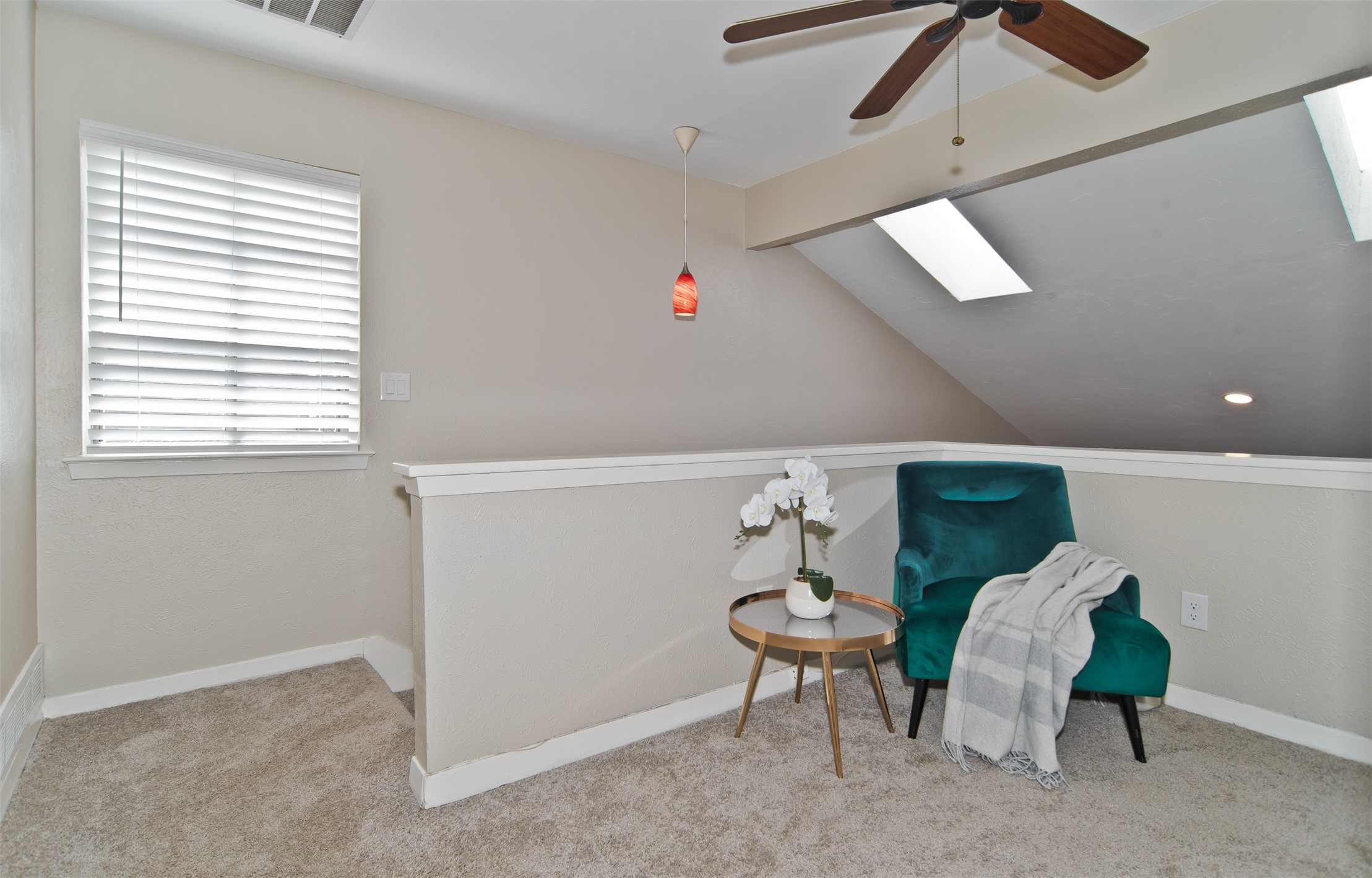 7450 Holly Hill Dallas TX 75231