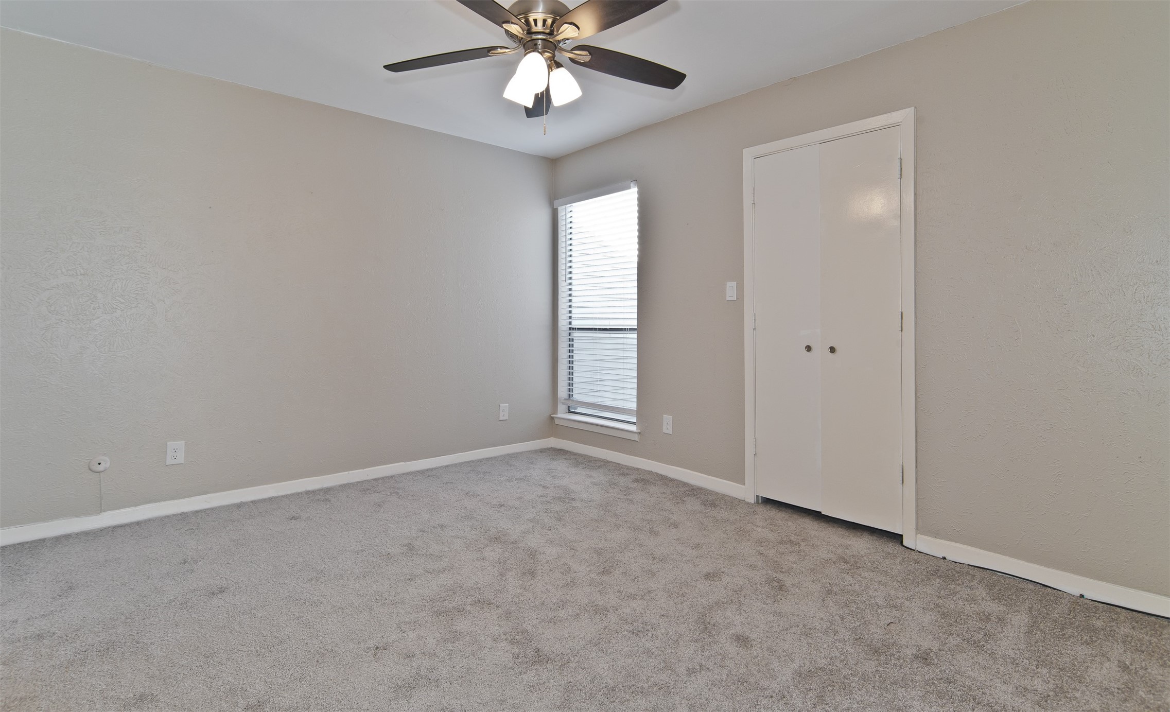 7450 Holly Hill Dallas TX 75231