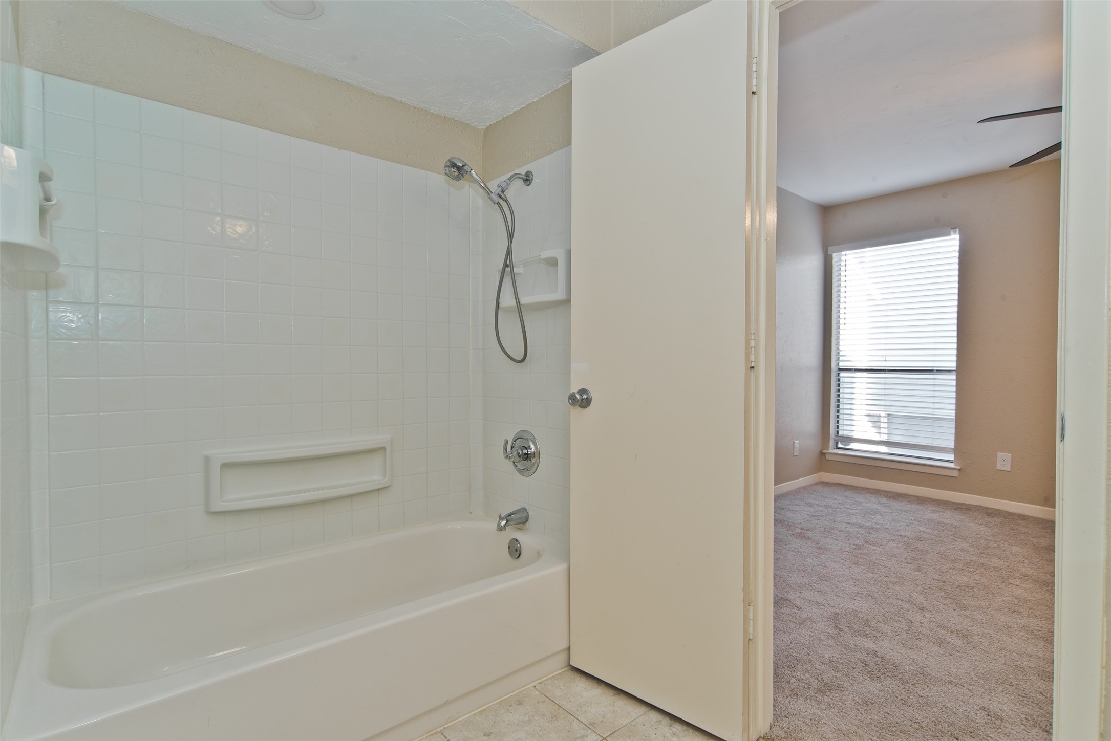 7450 Holly Hill Dallas TX 75231