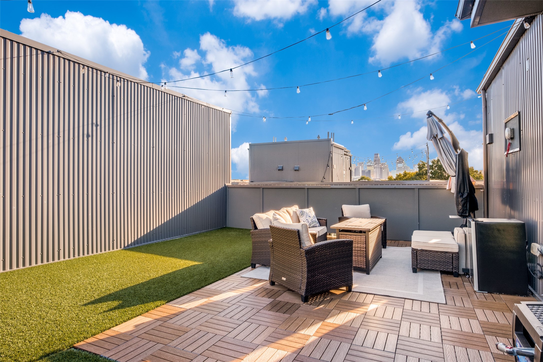 1932 Cuyler Court Dallas TX 75204