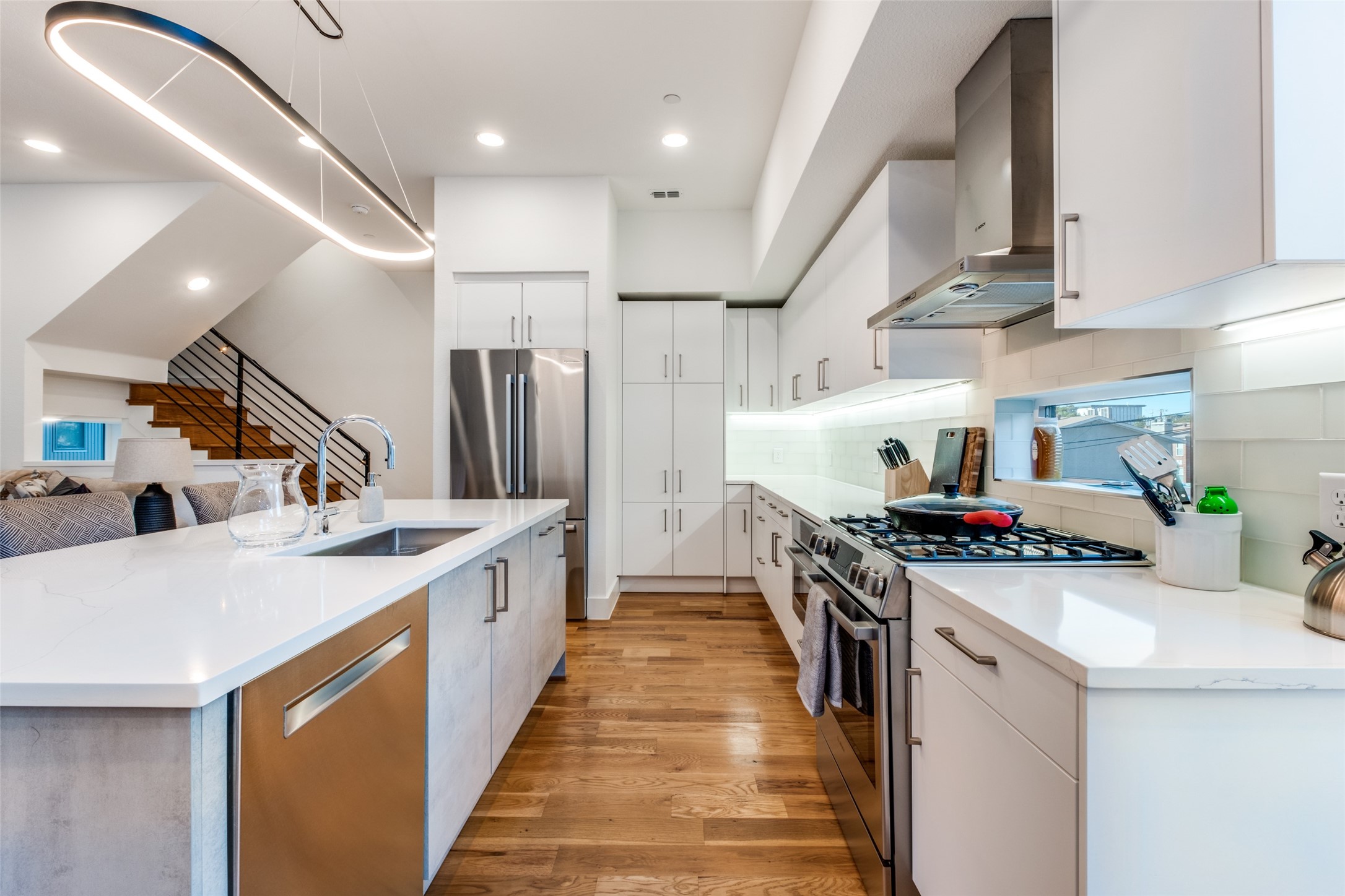 1932 Cuyler Court Dallas TX 75204