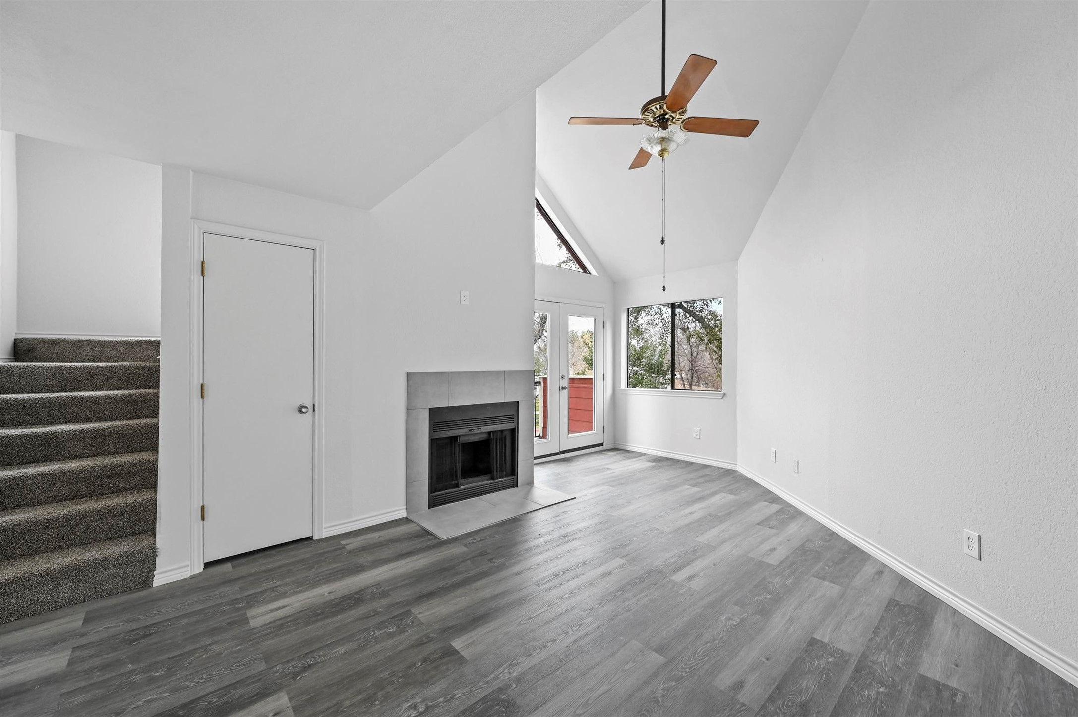 9825 Walnut Street Dallas TX 75243