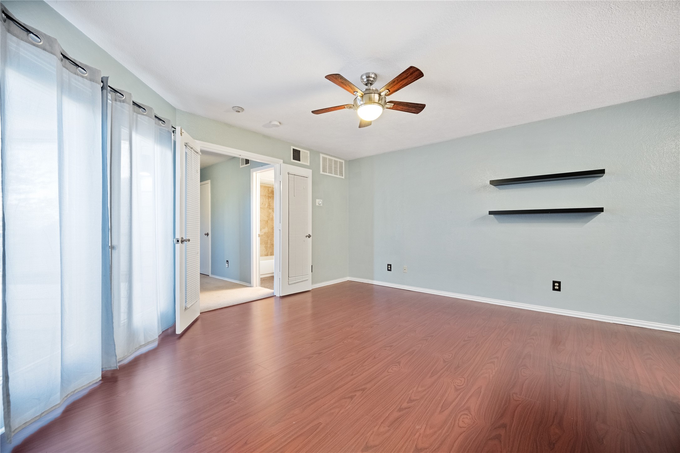 2314 Bamboo Drive Arlington TX 76006