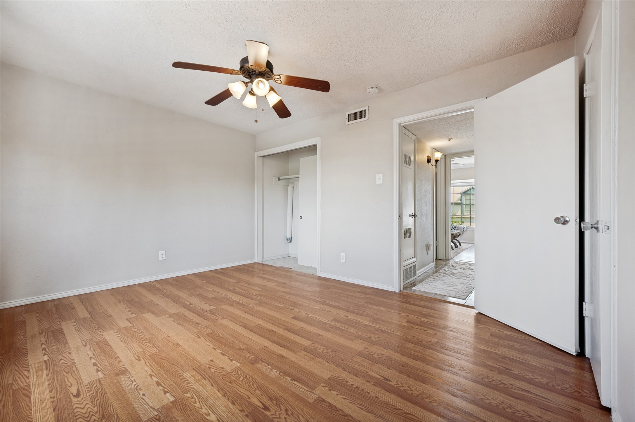 3012 Brockbank Court Dallas TX 75220