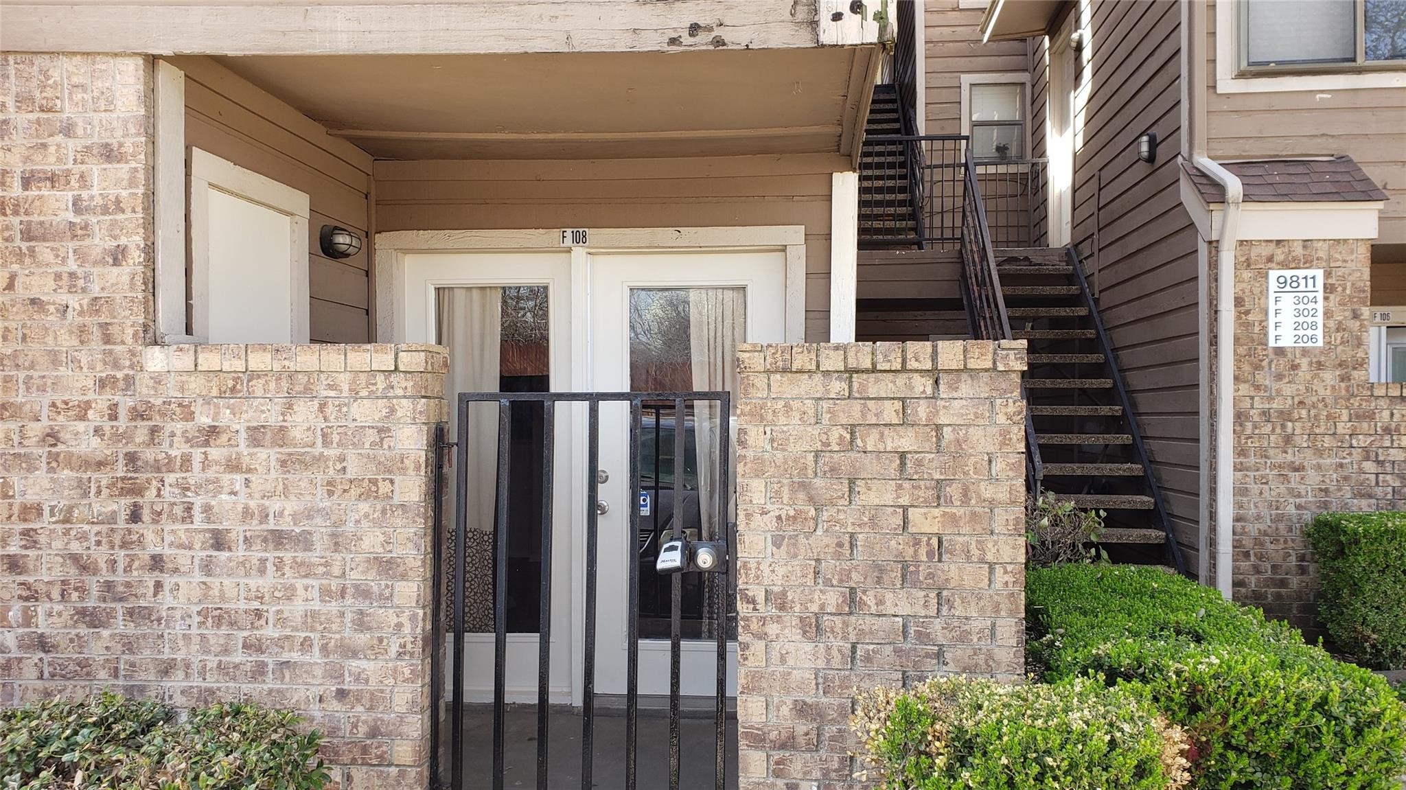 9811 Walnut Street Dallas TX 75243