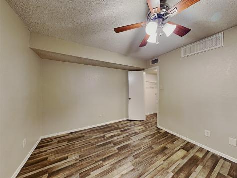 9811 Walnut Street Dallas TX 75243