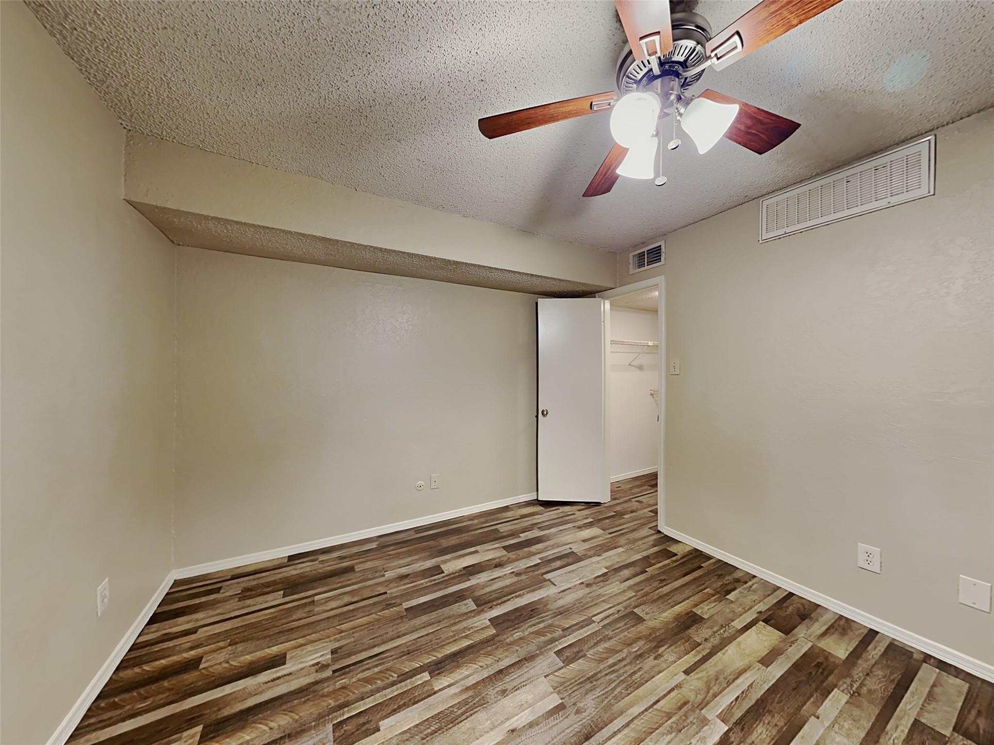 9811 Walnut Street Dallas TX 75243