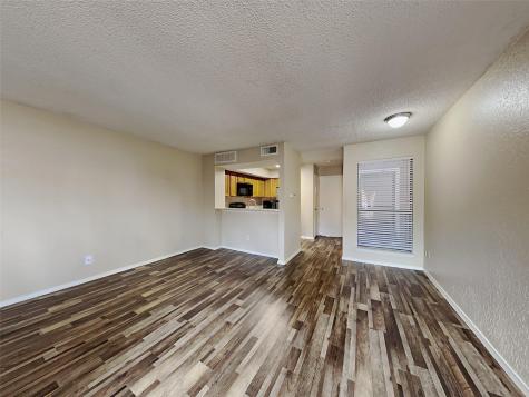 9811 Walnut Street Dallas TX 75243