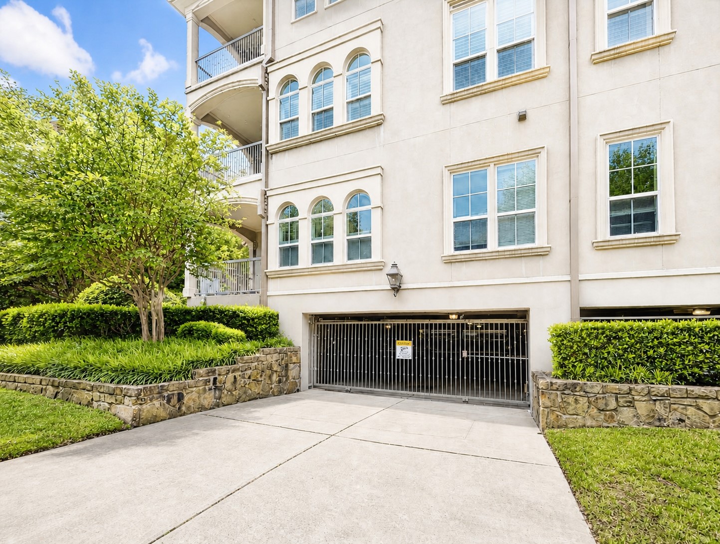 4343 Mckinney Dallas TX 75205