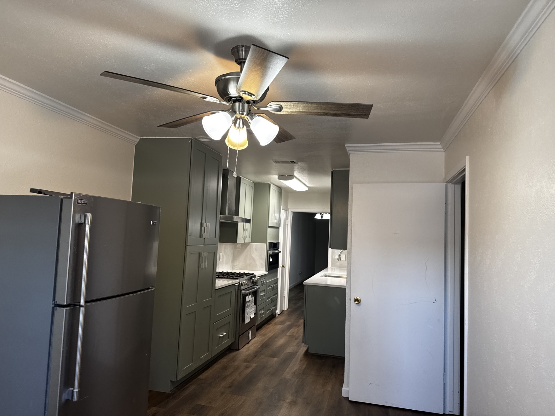 13853 Leinsper Green Street Dallas TX 75240