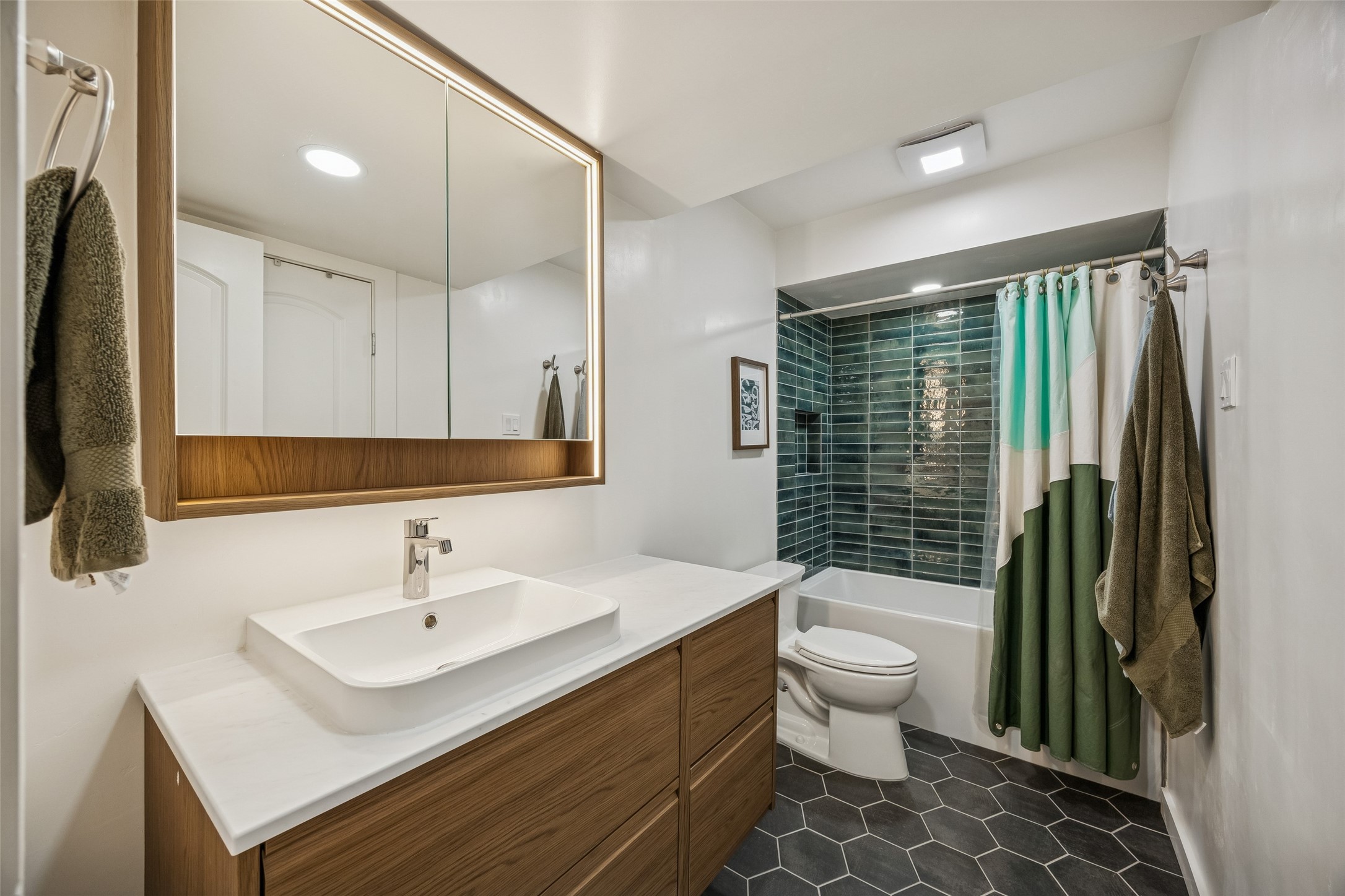 6060 Birchbrook Drive Dallas TX 75206