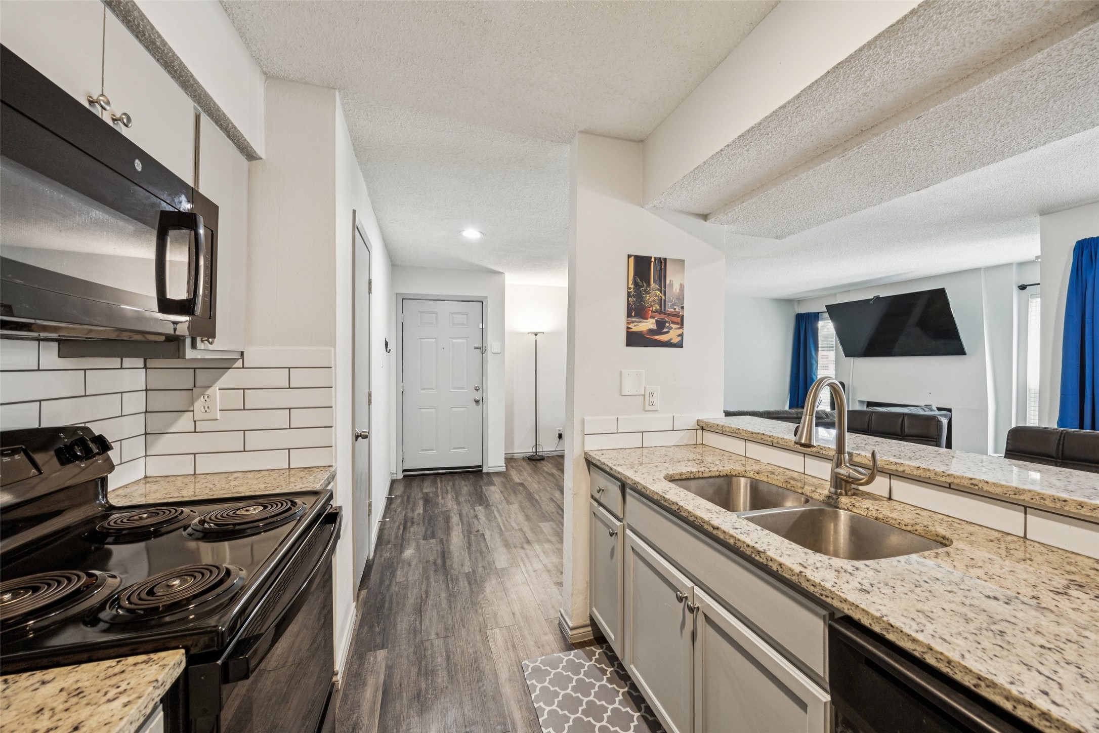 6050 Melody Lane Dallas TX 75231
