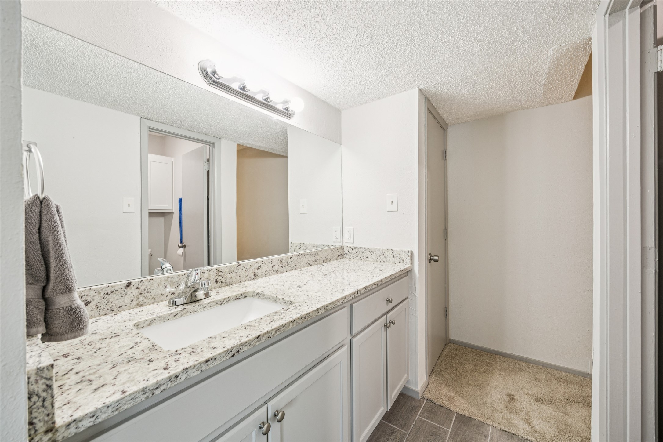 6050 Melody Lane Dallas TX 75231