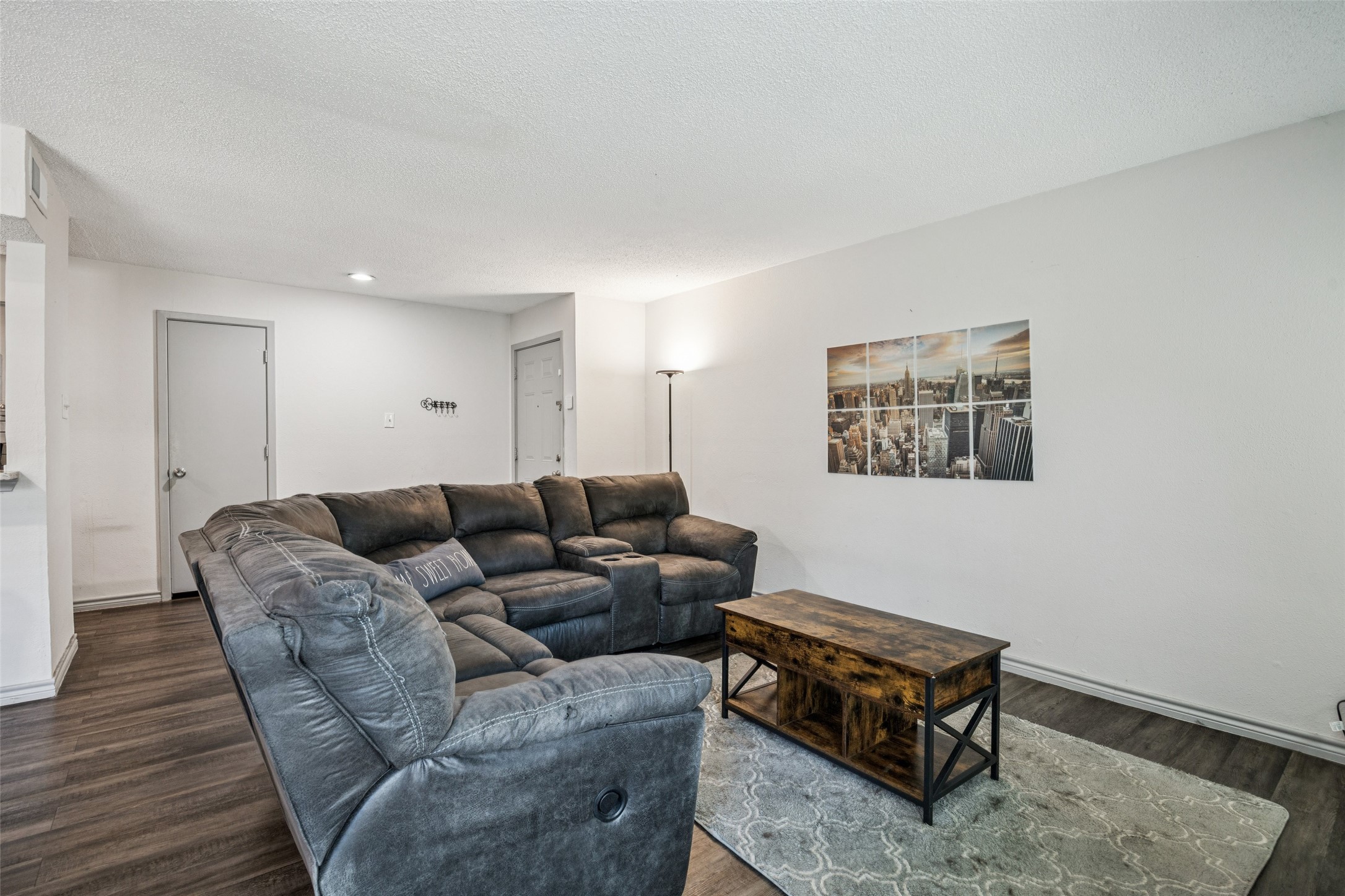 6050 Melody Lane Dallas TX 75231