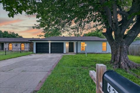 4325 Richard Street Forest Hill TX 76119