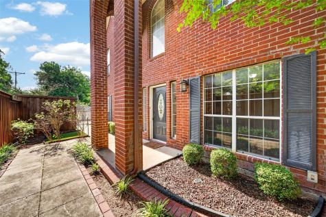 620 Belle Place Fort Worth TX 76107