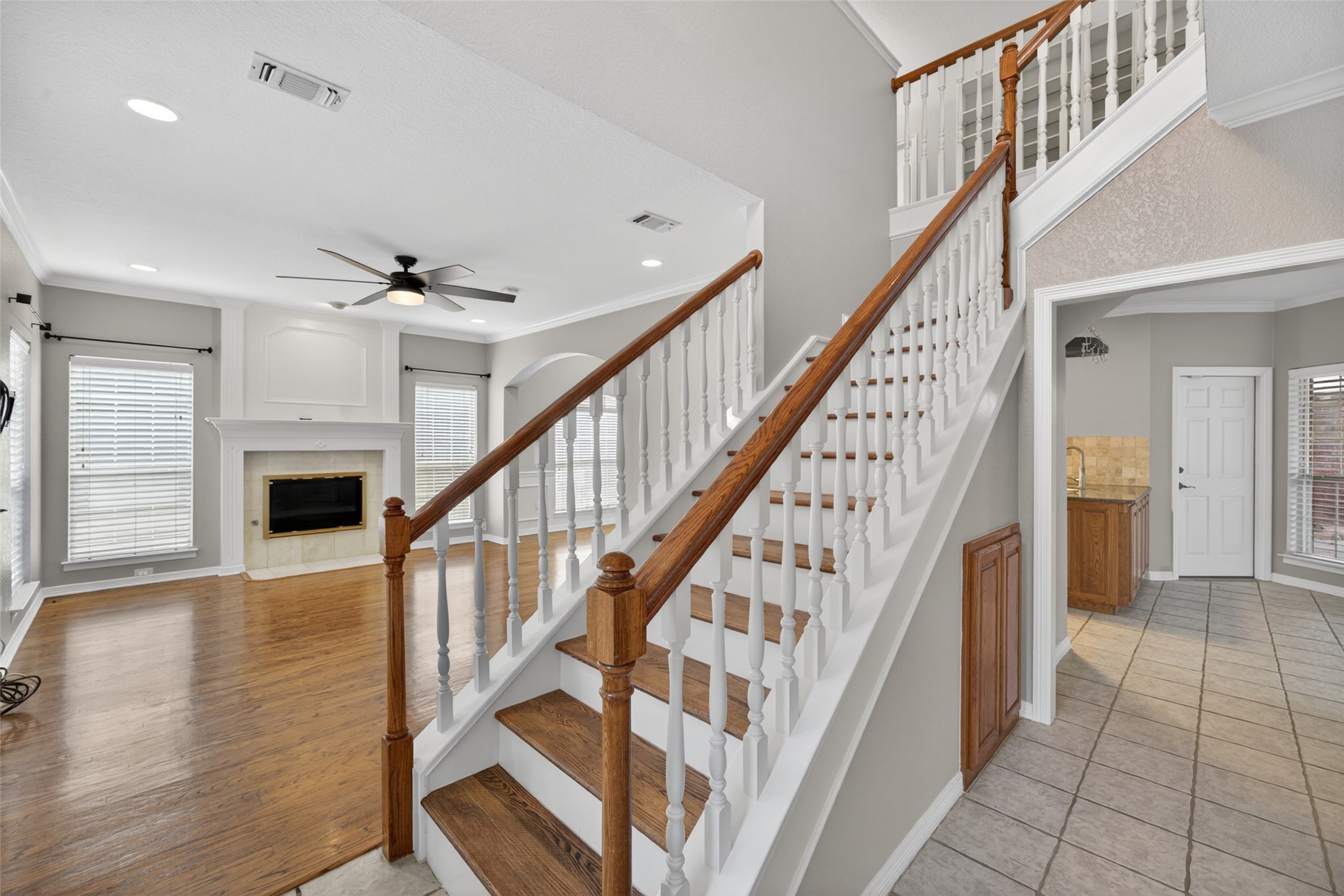 620 Belle Place Fort Worth TX 76107