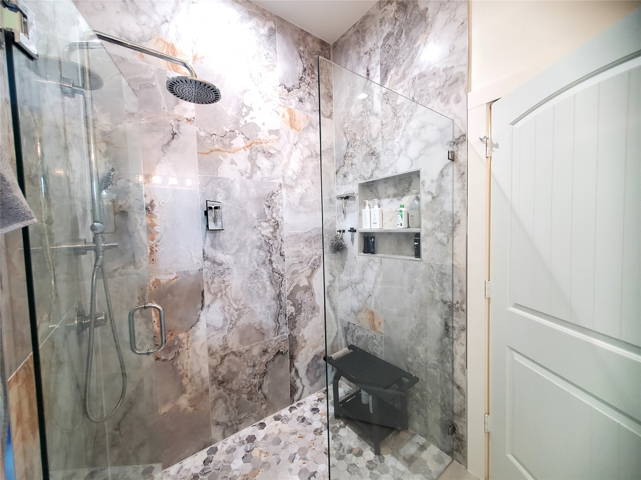 291 County Road 4833 Leonard TX 75452