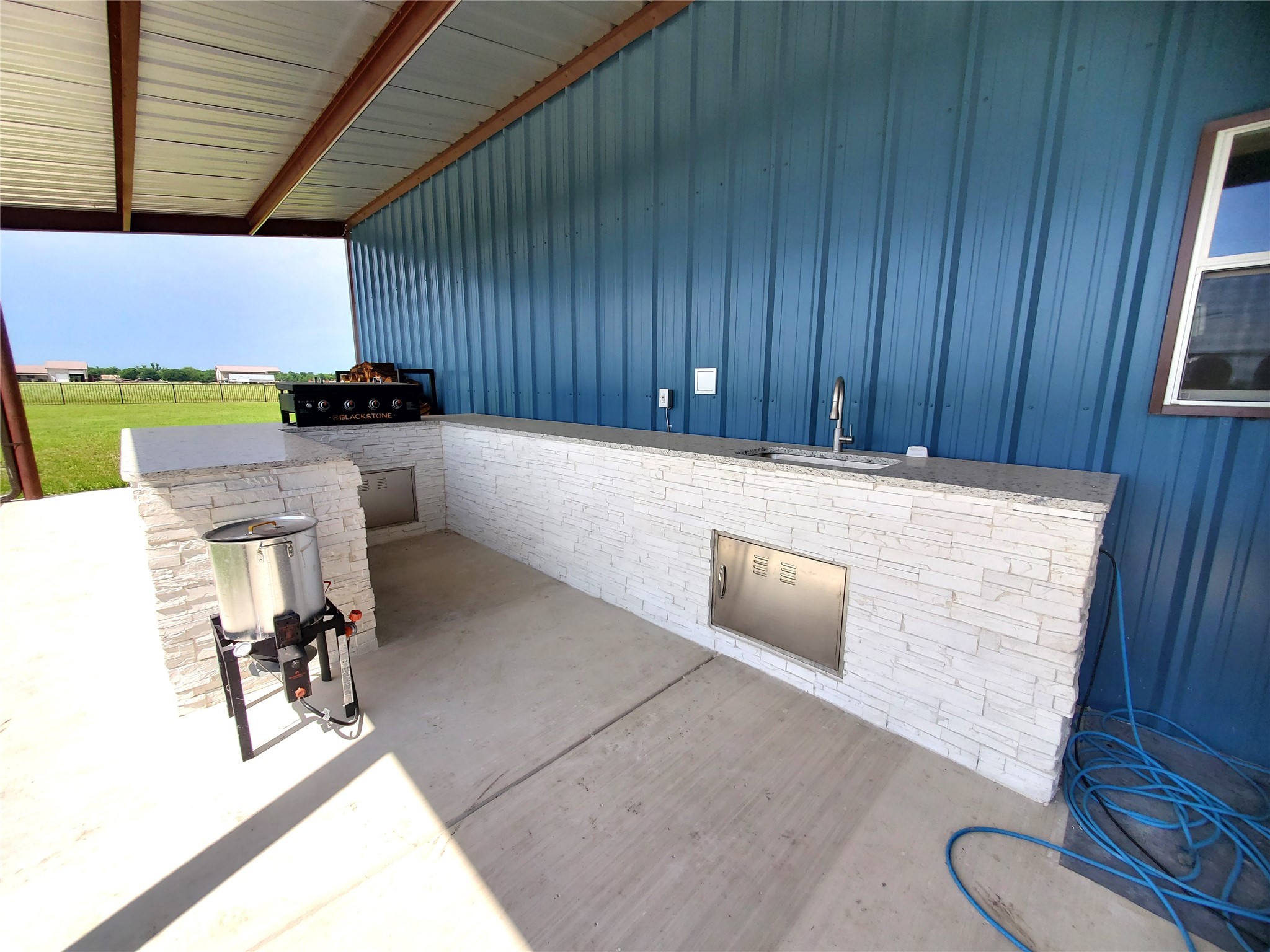 291 County Road 4833 Leonard TX 75452