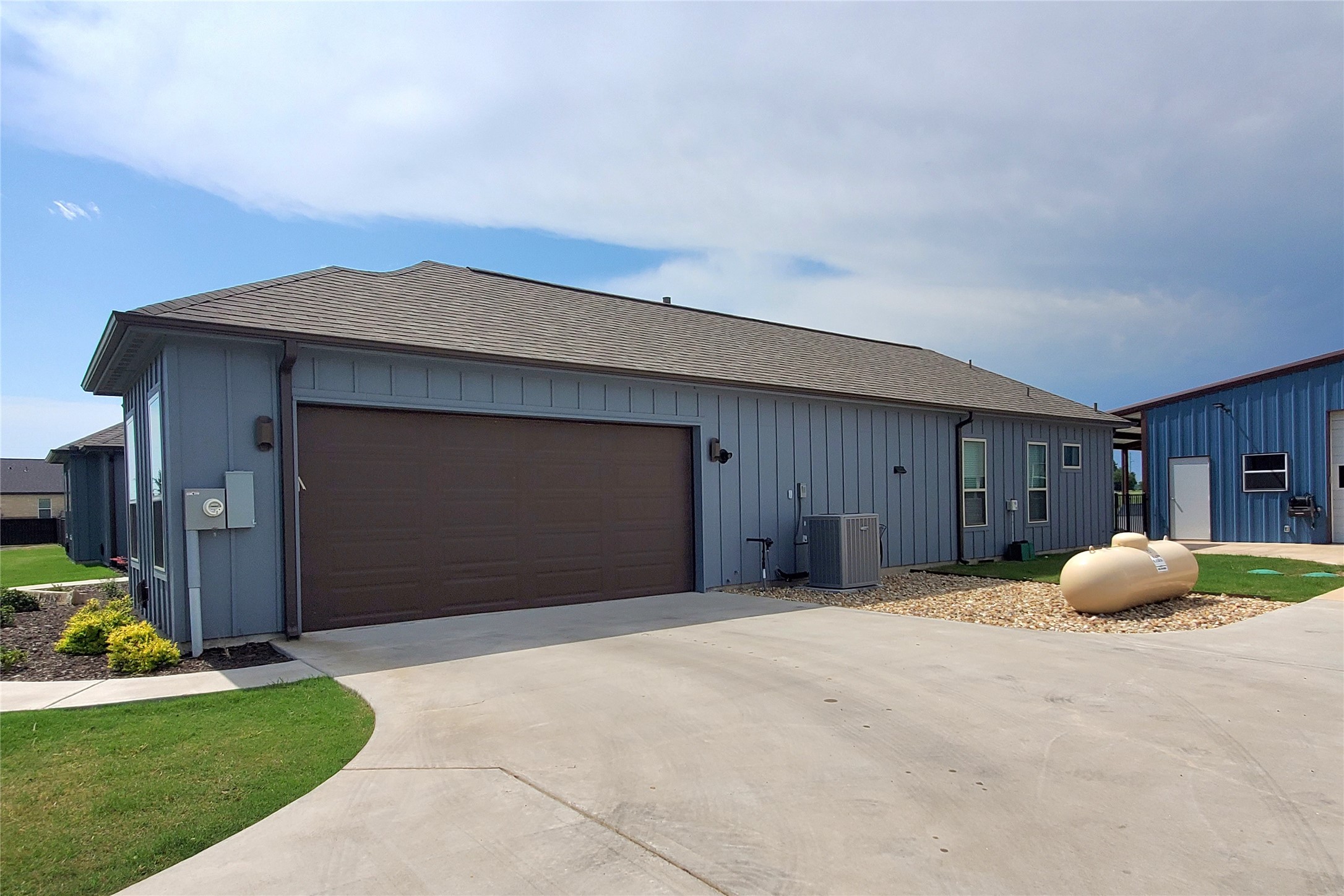 291 County Road 4833 Leonard TX 75452