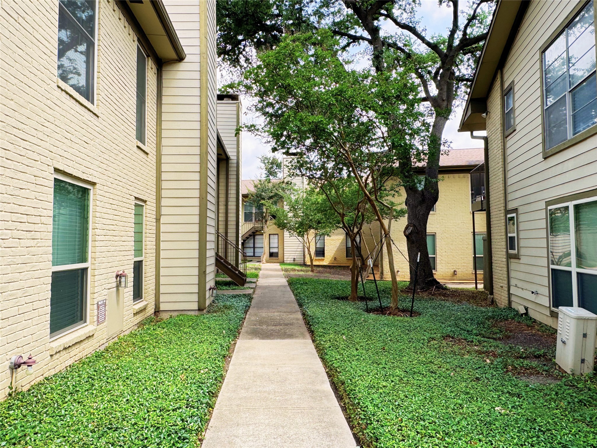 10650 Steppington Drive Dallas TX 75230