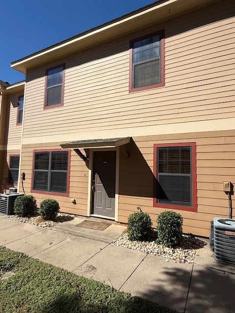 2410 S 2nd Street Waco TX 76706