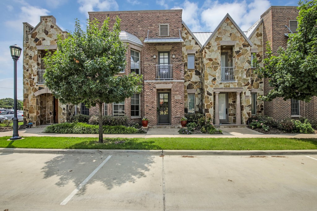 1212 S Adams Street Fort Worth TX 76104