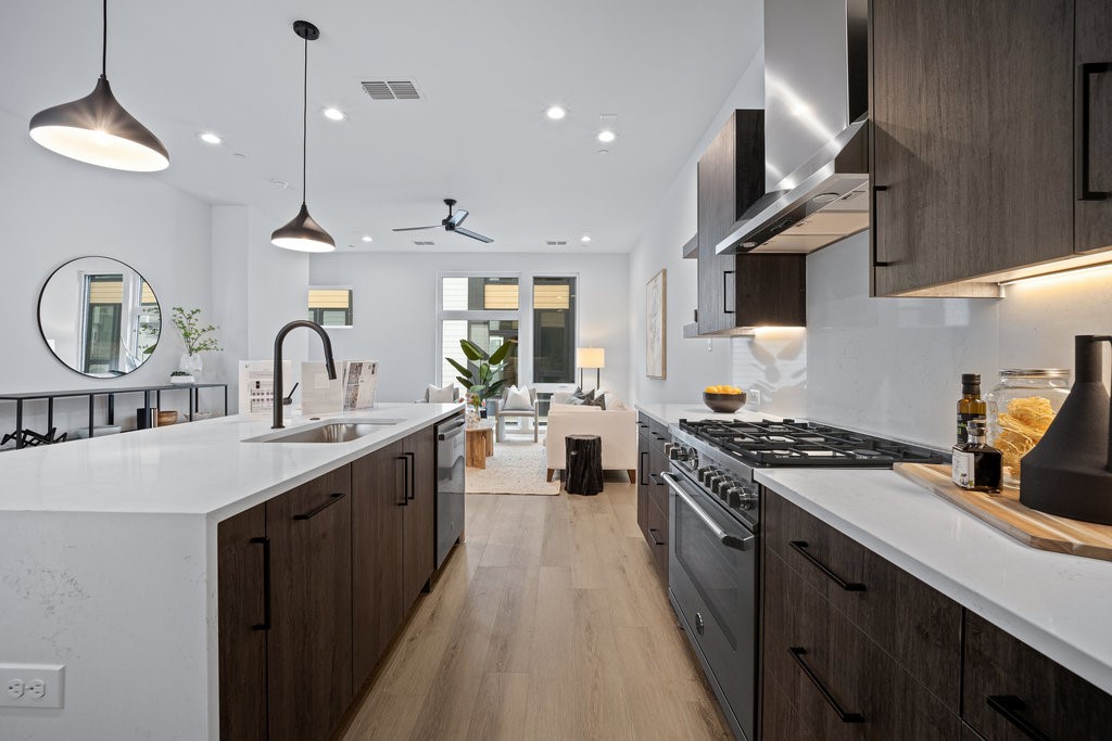 3612 San Jacinto Dallas TX 75204