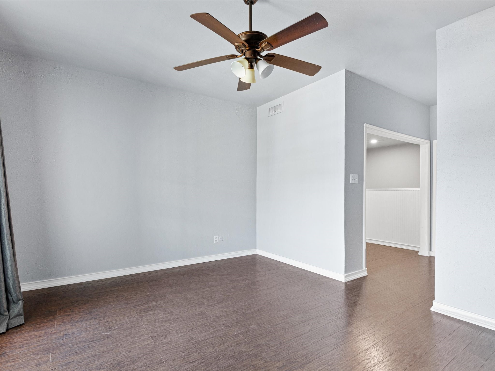 4420 Harlanwood Drive Fort Worth TX 76109