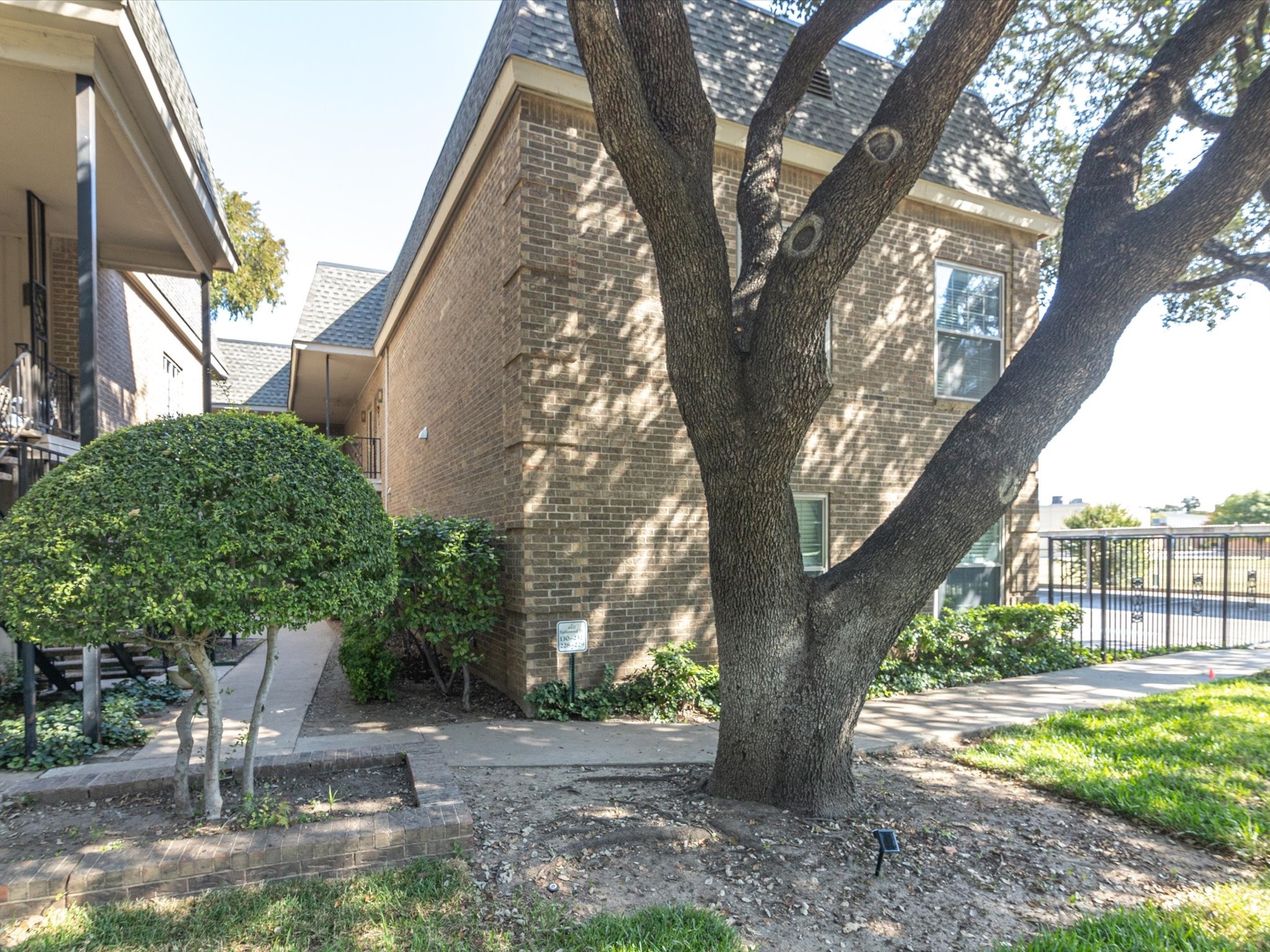 4420 Harlanwood Drive Fort Worth TX 76109