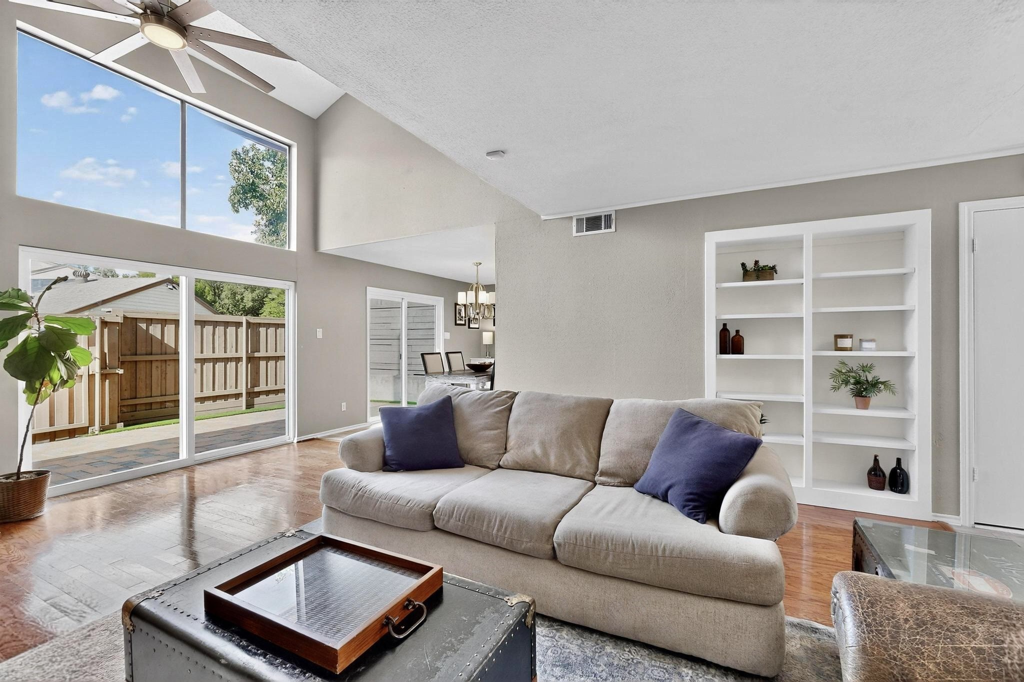 6437 Cedar Hollow Drive Dallas TX 75248