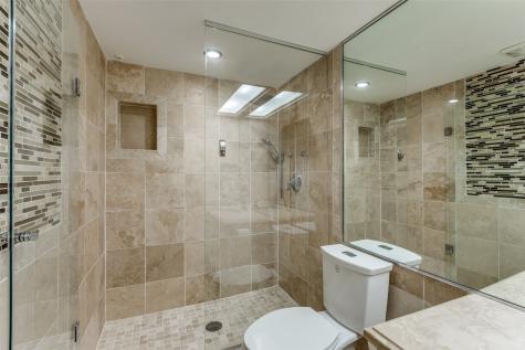 10201 Regal Oaks Drive Dallas TX 75230