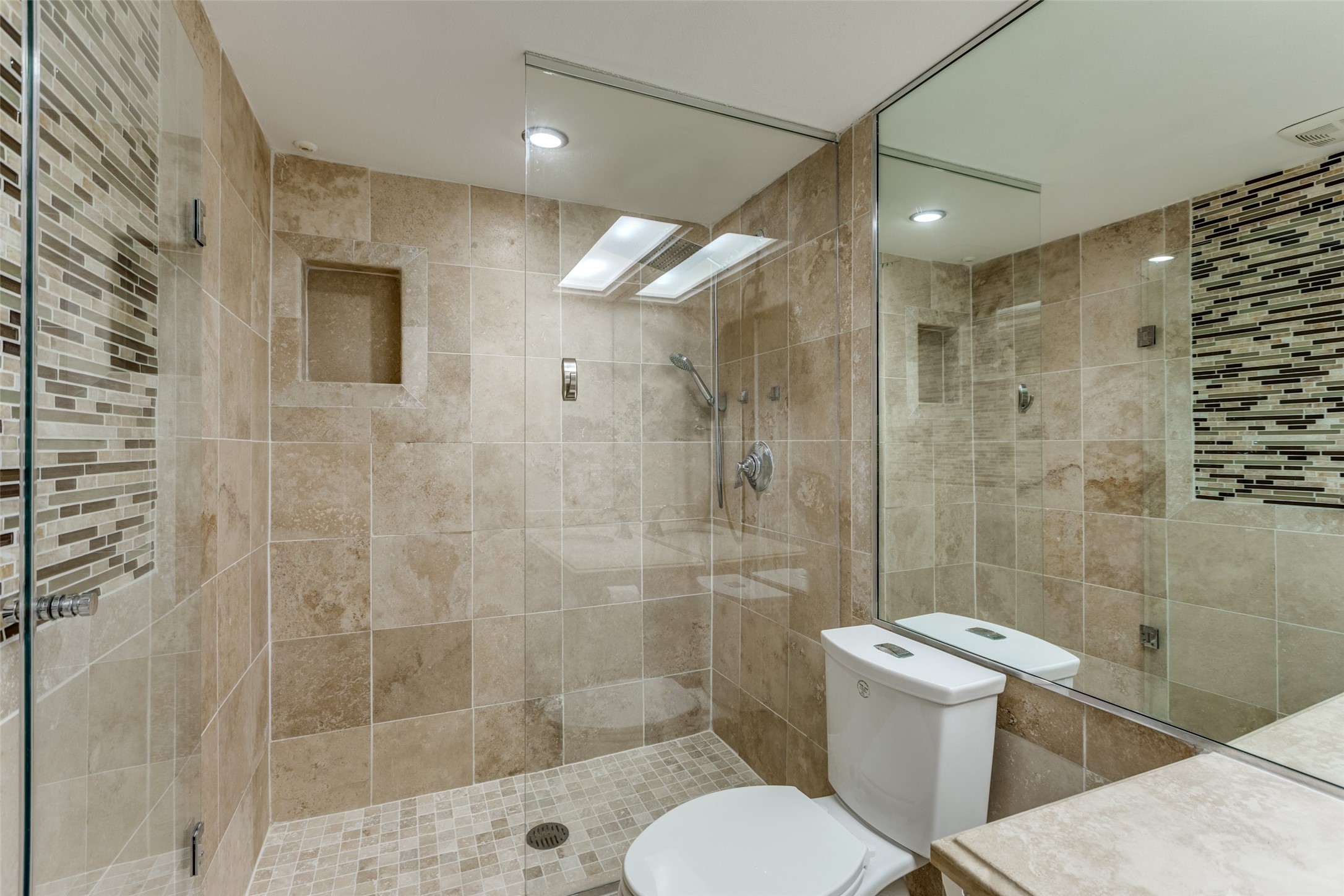 10201 Regal Oaks Drive Dallas TX 75230