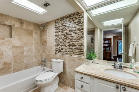 10201 Regal Oaks Drive Dallas TX 75230