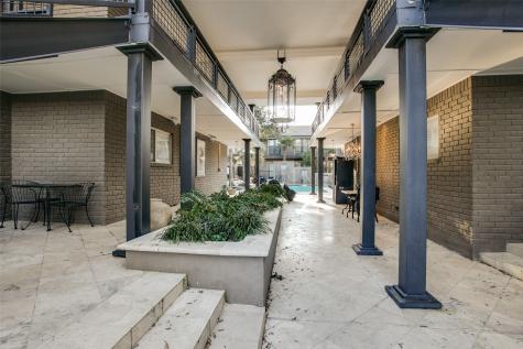 10201 Regal Oaks Drive Dallas TX 75230