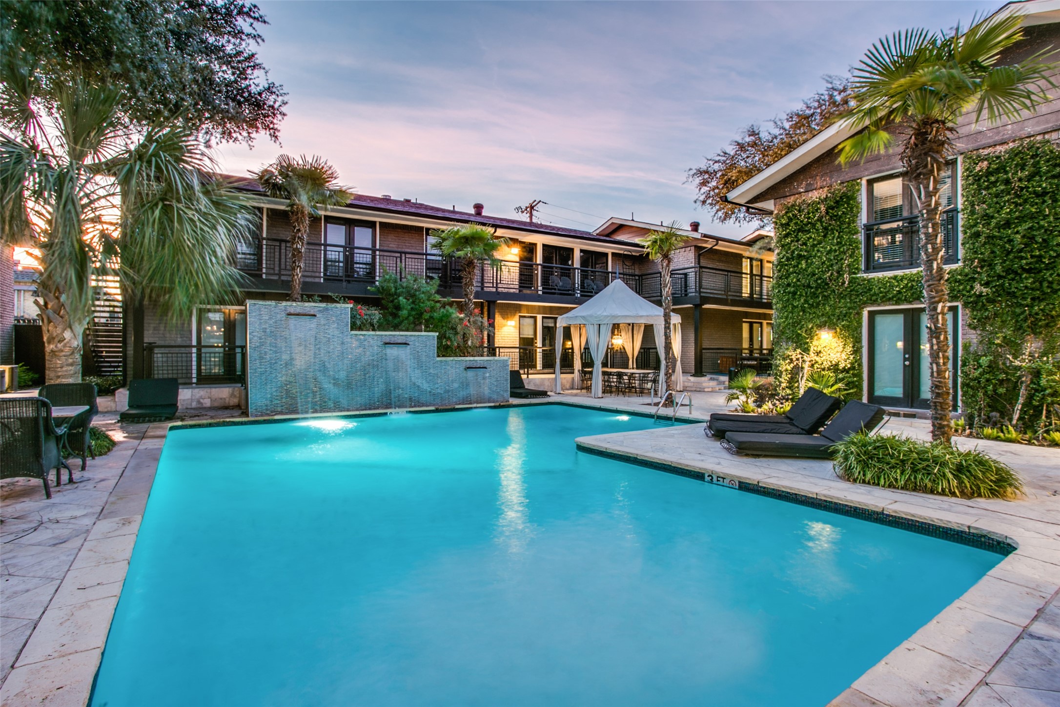 10201 Regal Oaks Drive Dallas TX 75230