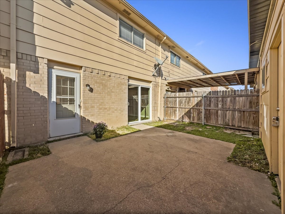 74 E Mountain Creek Court Grand Prairie TX 75052