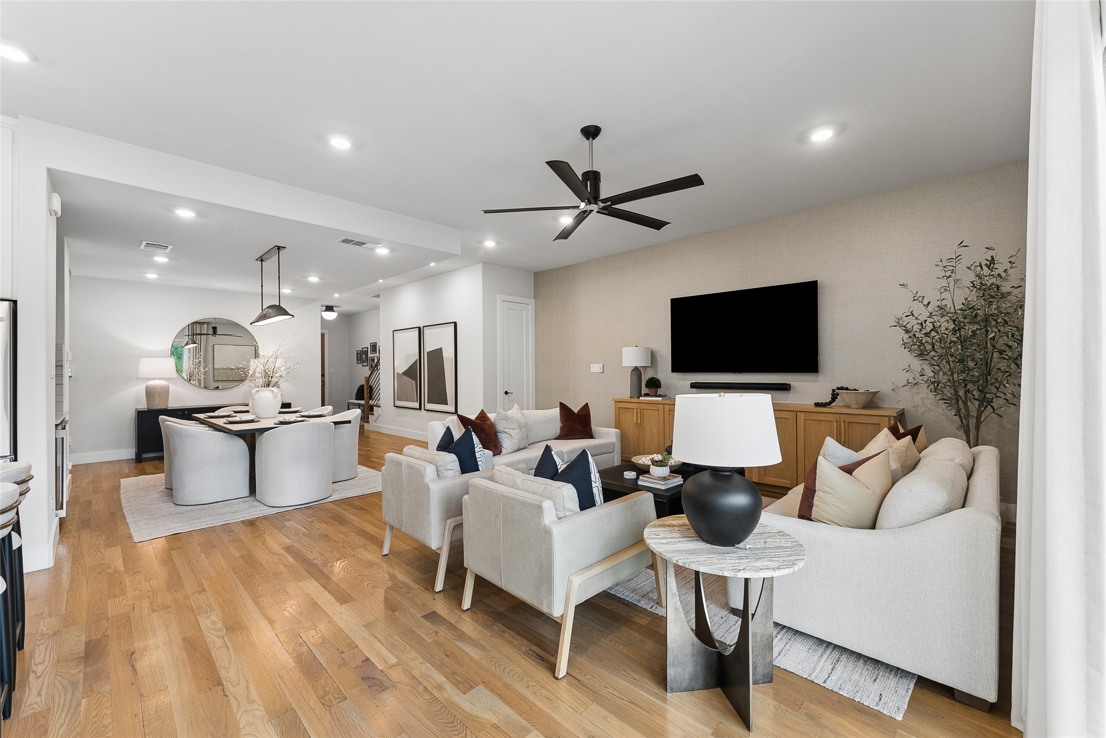 3922 Redding Row Dallas TX 75220
