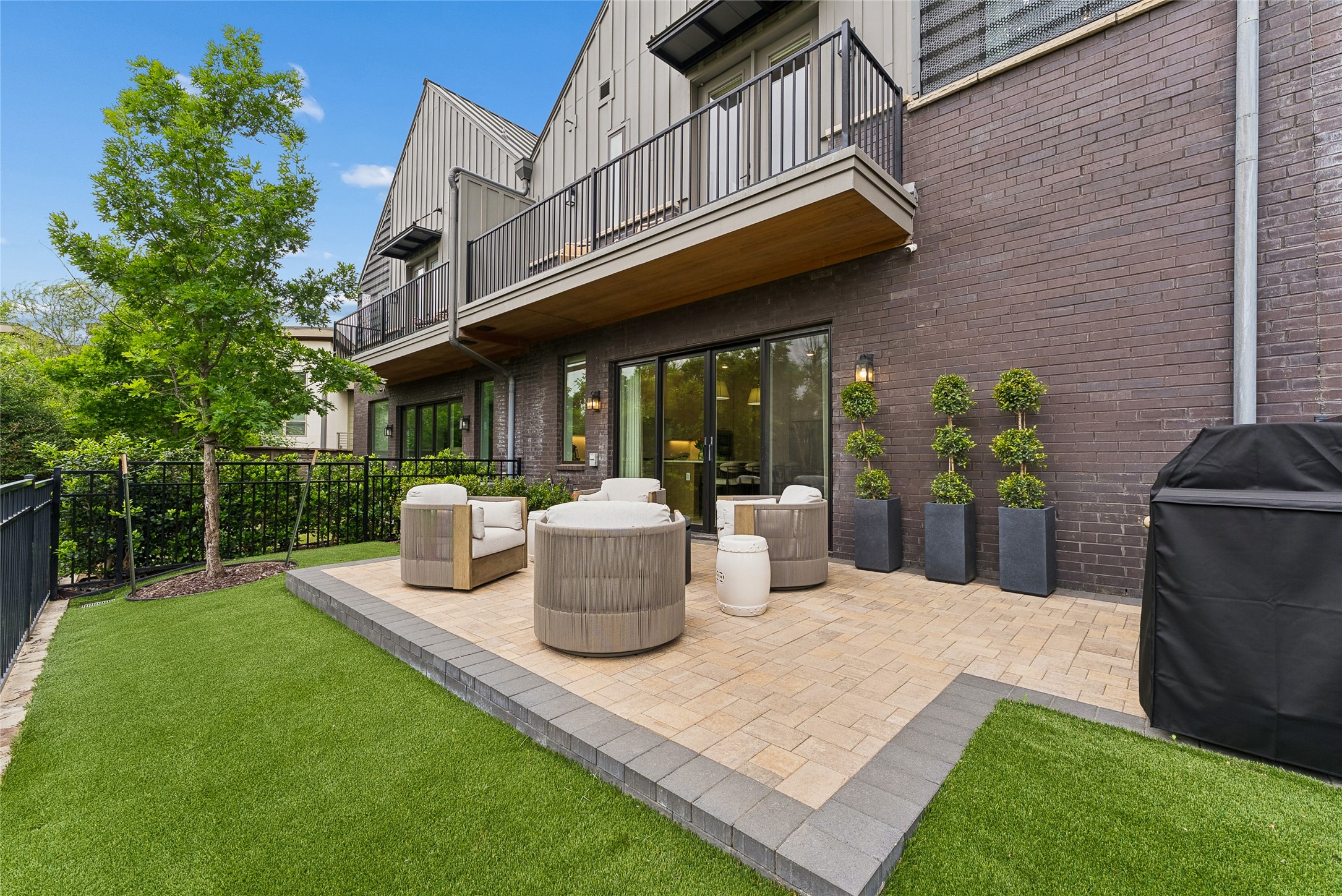 3922 Redding Row Dallas TX 75220