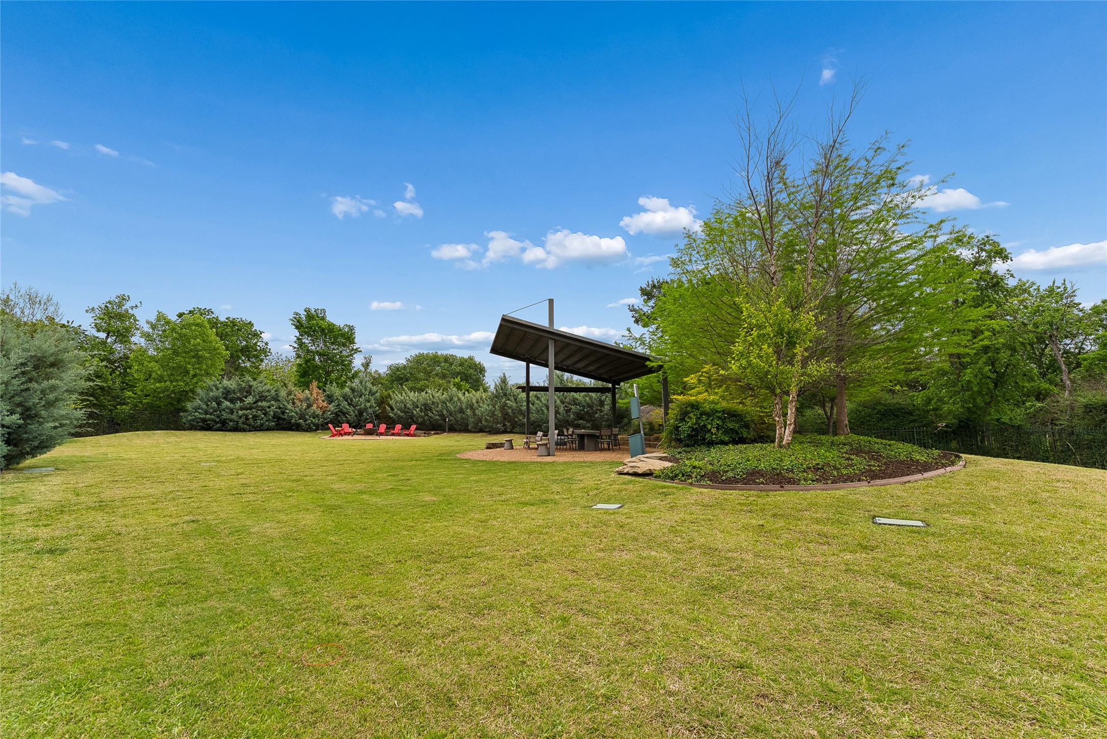 3922 Redding Row Dallas TX 75220