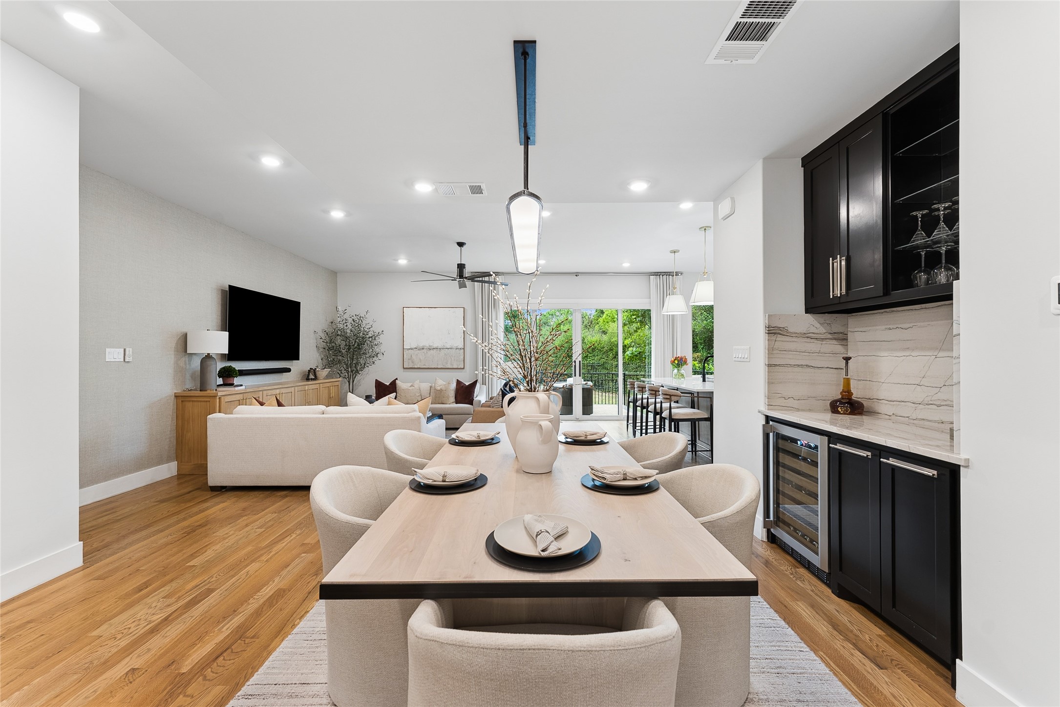 3922 Redding Row Dallas TX 75220