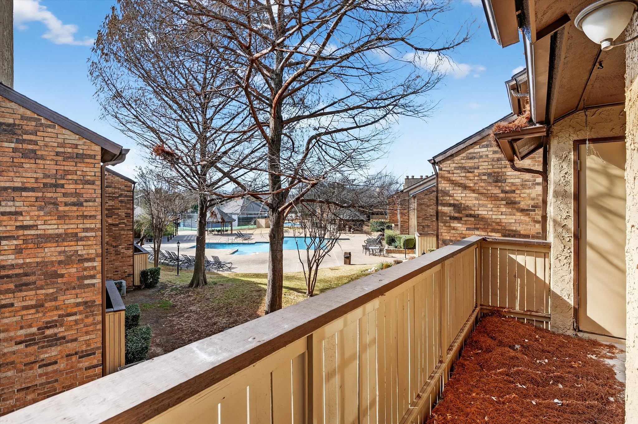 1212 Horizon Trail Arlington TX 76011