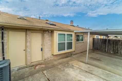 5 E Townhouse Lane Grand Prairie TX 75052