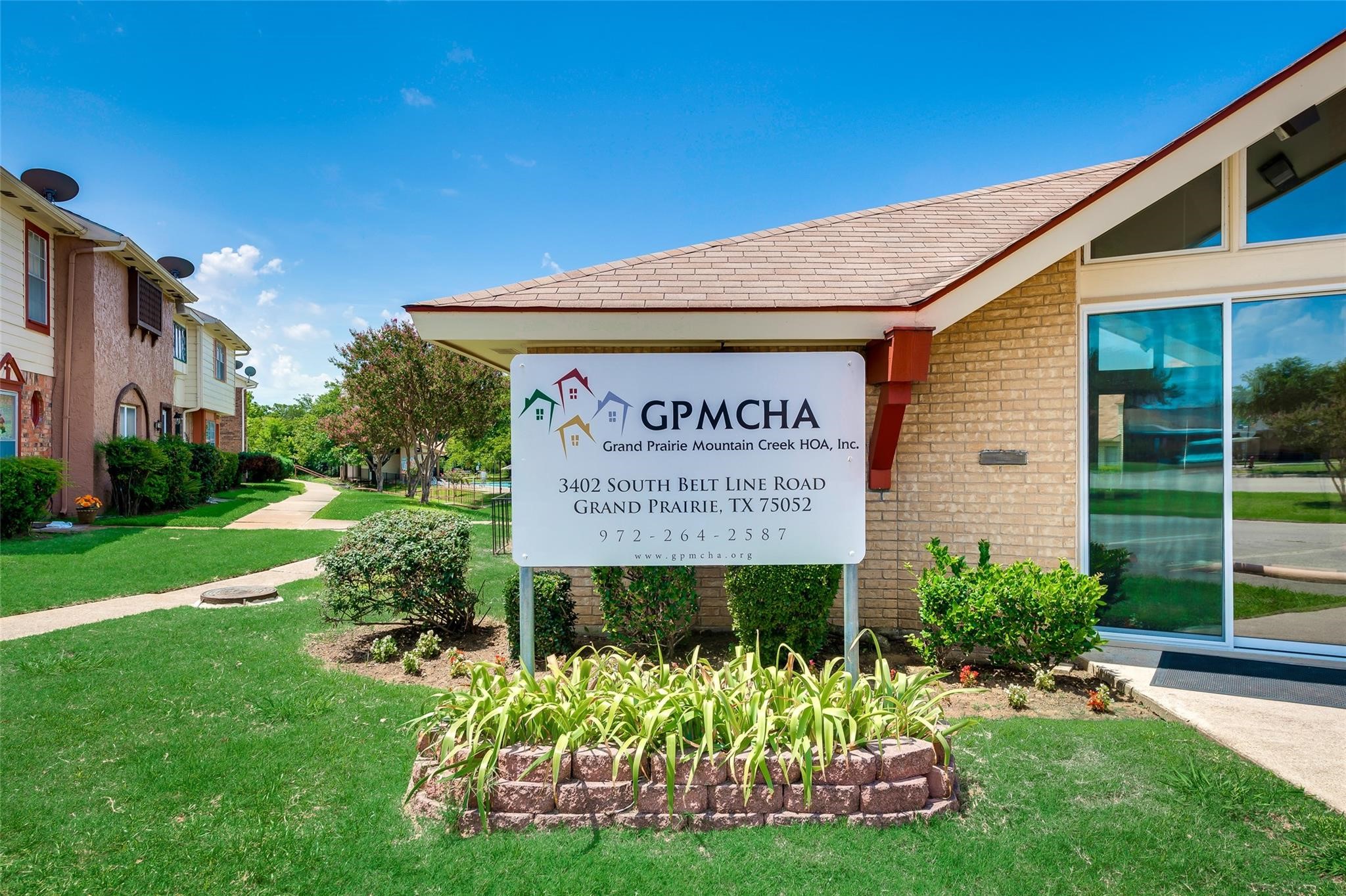 5 E Townhouse Lane Grand Prairie TX 75052