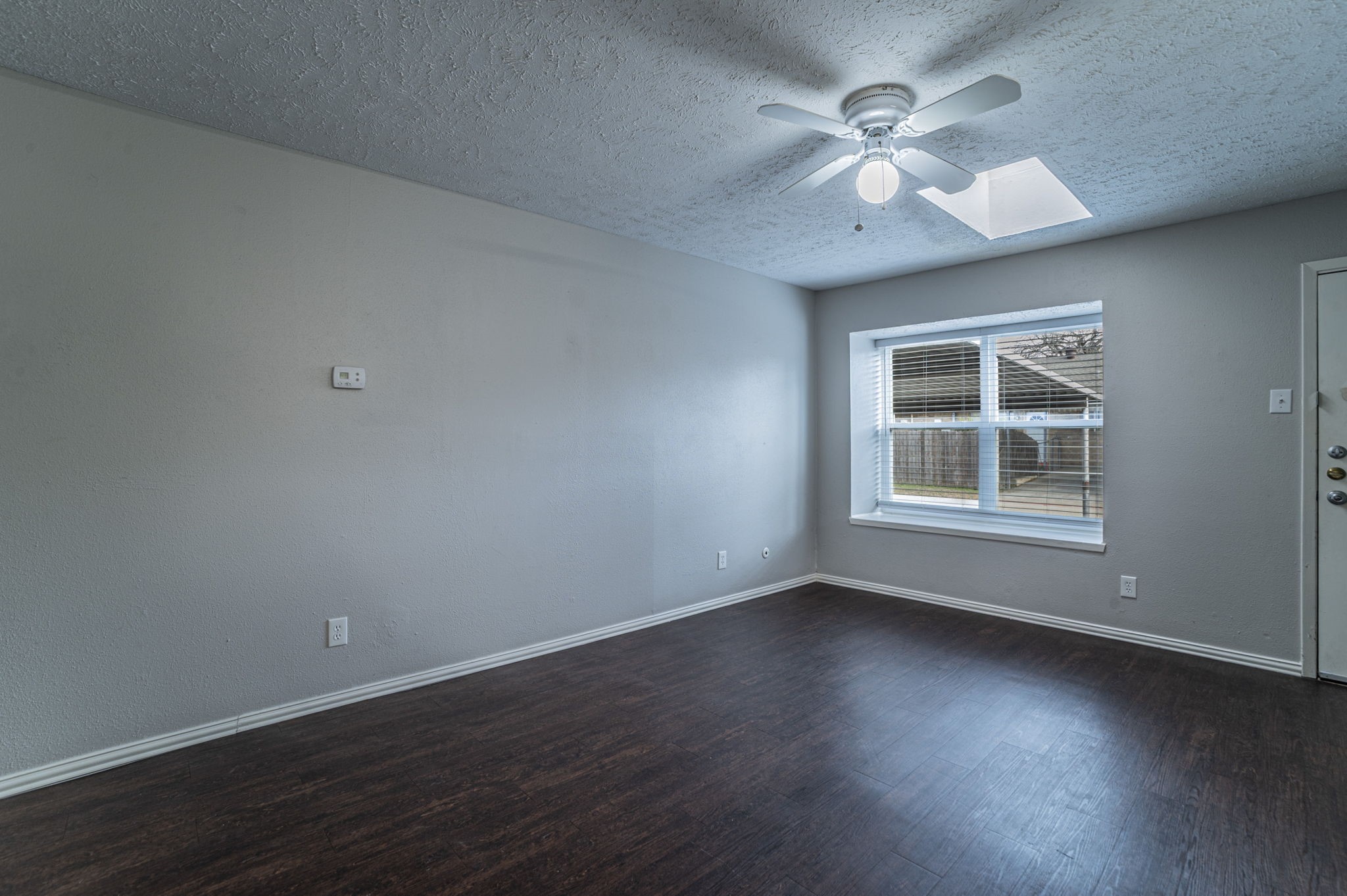 5 E Townhouse Lane Grand Prairie TX 75052