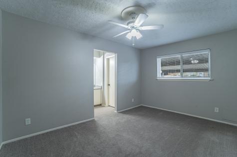 5 E Townhouse Lane Grand Prairie TX 75052