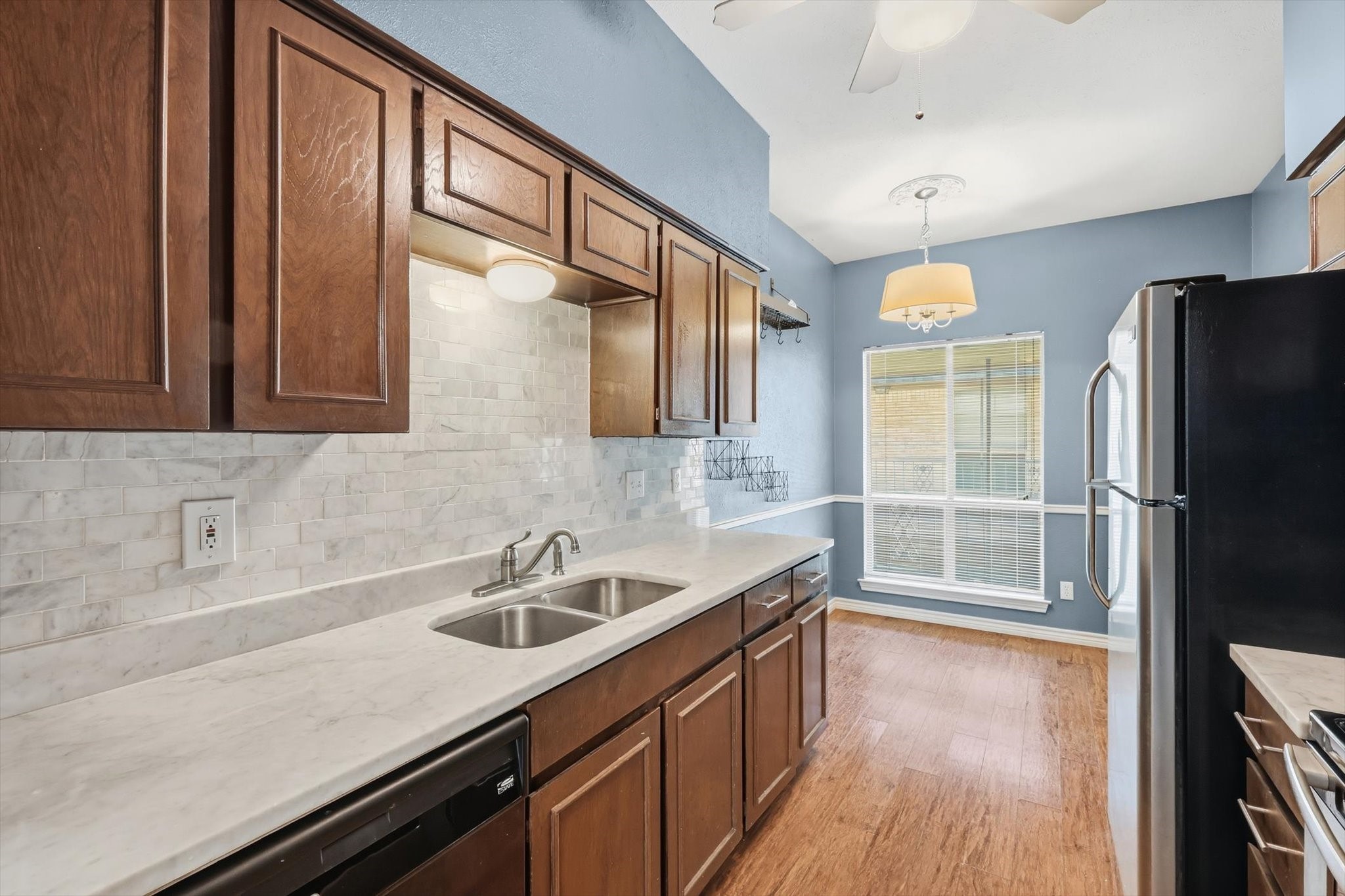 4320 Bellaire Drive S Fort Worth TX 76109