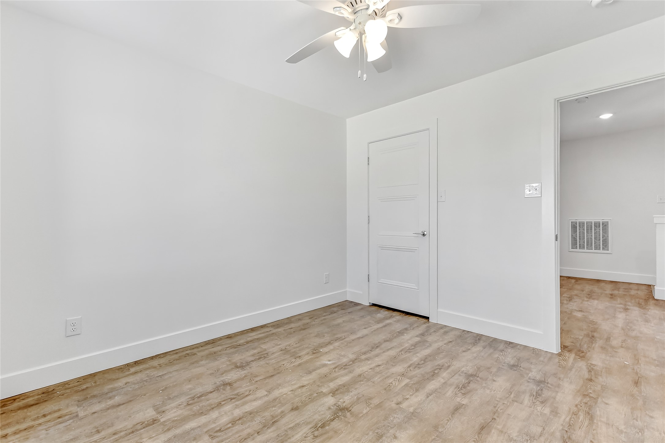 3060 W Crawford Street Denison TX 75020