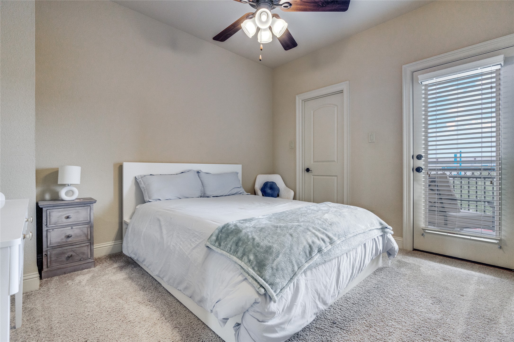 4045 Winsor Drive Farmers Branch TX 75244